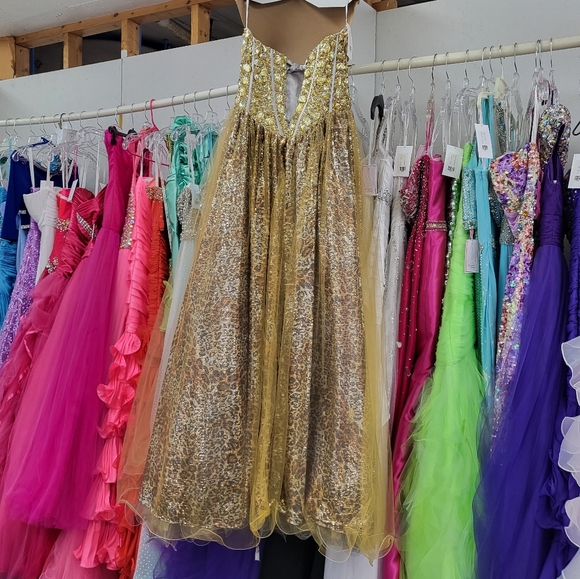 Leopard Print Prom Dress by Vienna - Picture 2 of 4